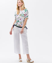 Load image into Gallery viewer, Rachel Linen Floral Shirt

