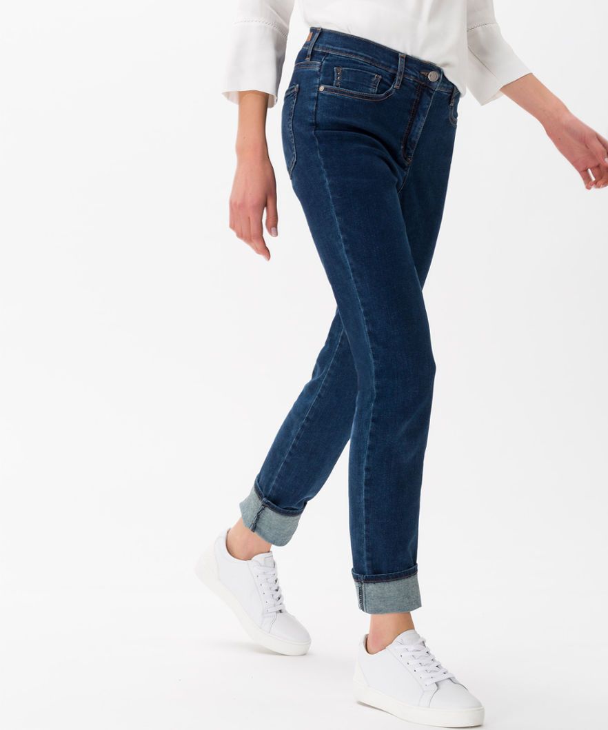 Shakira Five-Pocket Jean