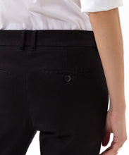 Load image into Gallery viewer, Mara S Capri Trouser
