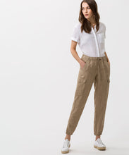Load image into Gallery viewer, Mareen Relaxed Fit Cargo Trouser
