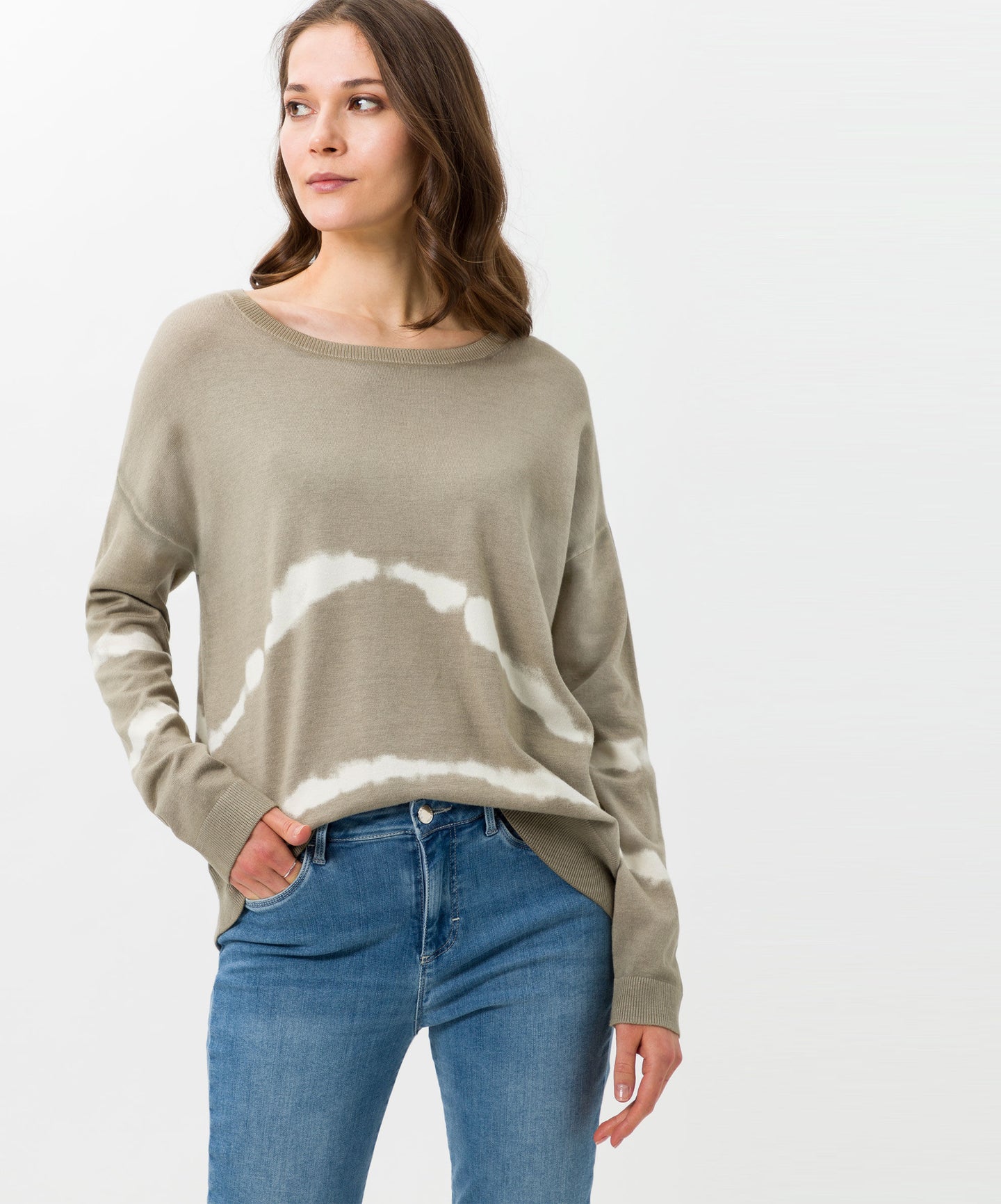 Lisa Pullover Sweater