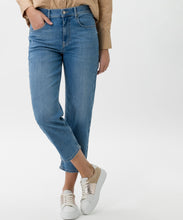 Load image into Gallery viewer, Maple S Five Pocket Jean
