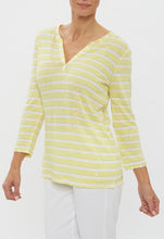 Load image into Gallery viewer, Claire 3/4 Sleeve Linen Blend Shirt
